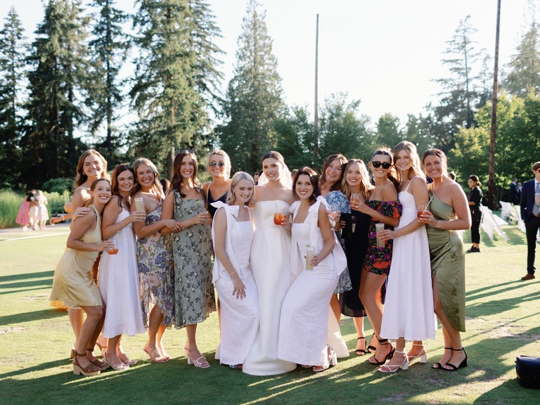 Oswego Lake Country Club summer wedding