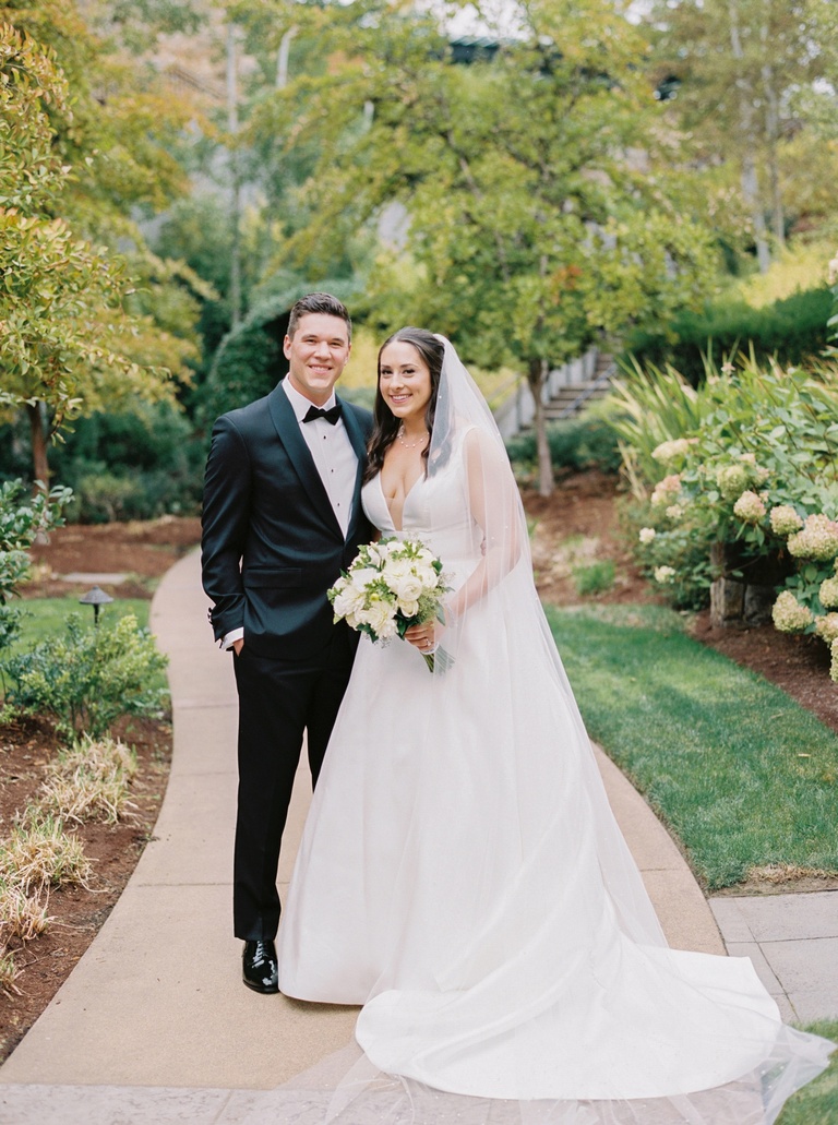 Bridal portraits at The Allison Inn